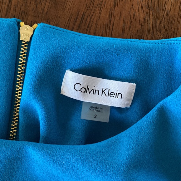 Calvin Klein 3/4 Bell Sleeve Dress - Picture 5 of 6